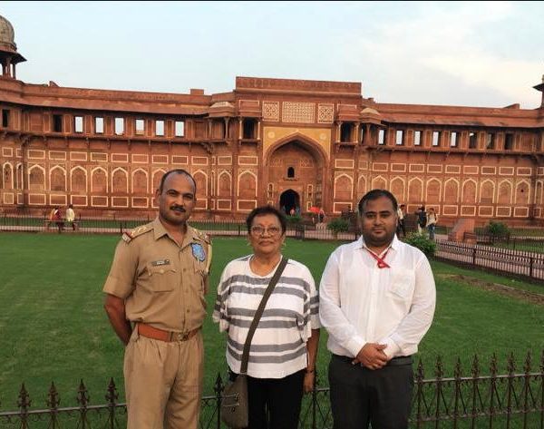 Taj Mahal and Agra City Overnight Tour